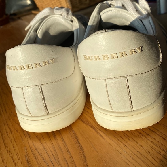 Burberry Graffiti Sneakers EUC! W original BOX! EU 41-US Mens SIZE 8 - Picture 11 of 17